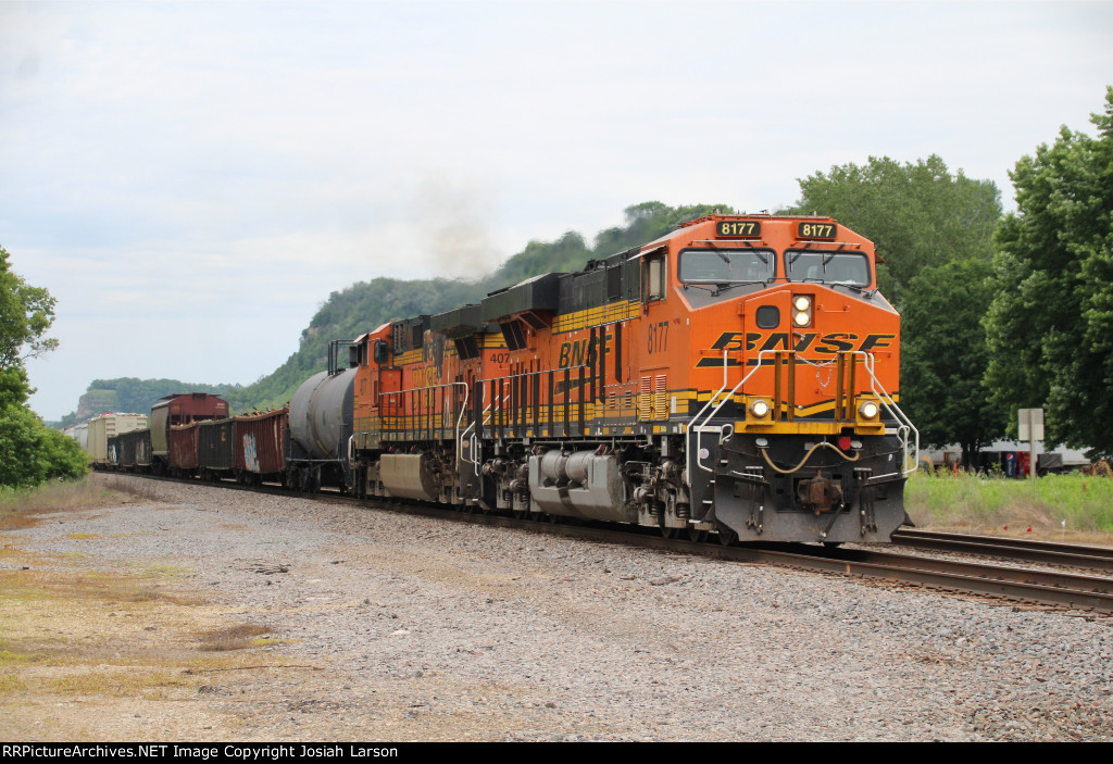 BNSF 8177 East